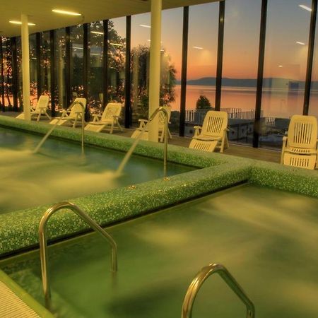 Butique Apartman Grand Balatonlelle Bagian luar foto