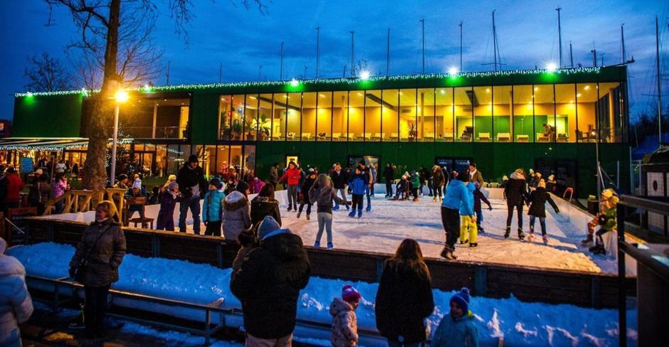 Butique Apartman Grand Balatonlelle Bagian luar foto