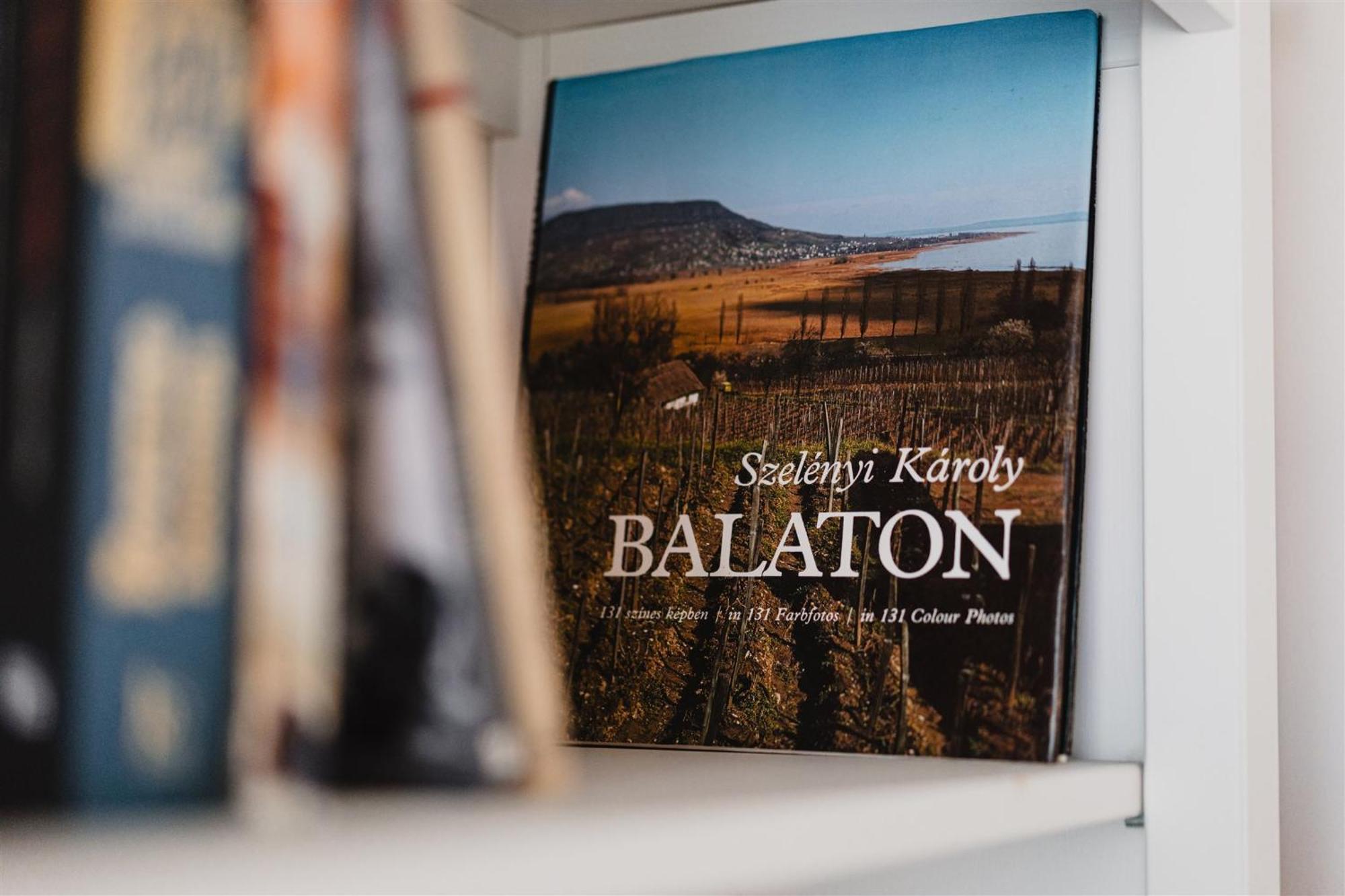 Butique Apartman Grand Balatonlelle Bagian luar foto