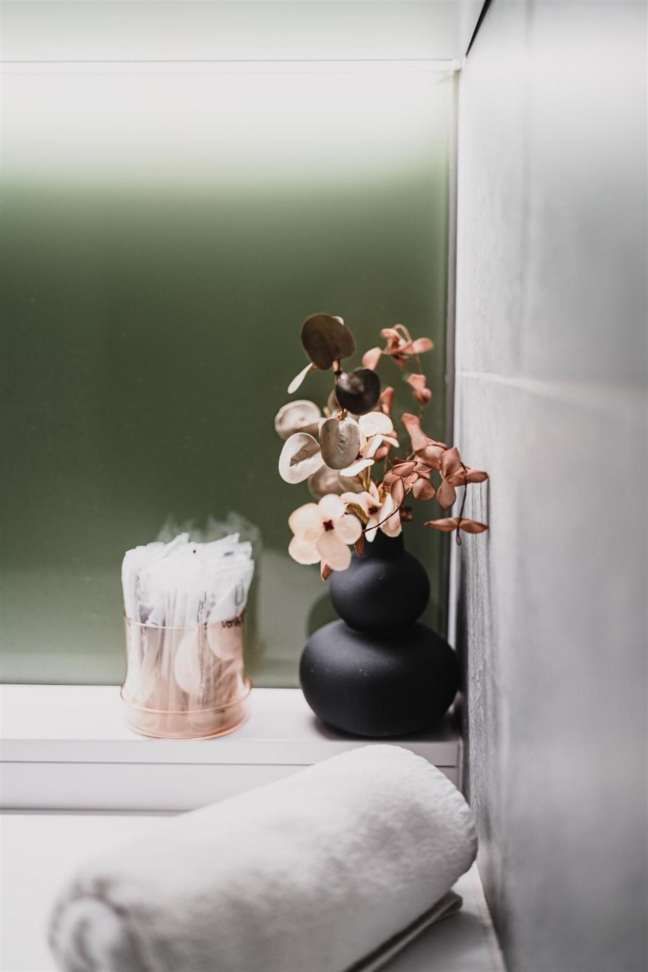 Butique Apartman Grand Balatonlelle Bagian luar foto